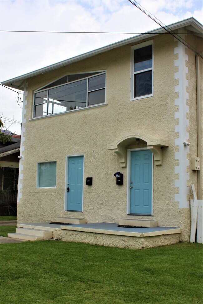 Building Photo - 2415 Valmont St