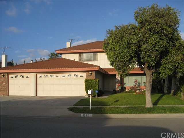 Primary Photo - 1240 Lakeview Ave
