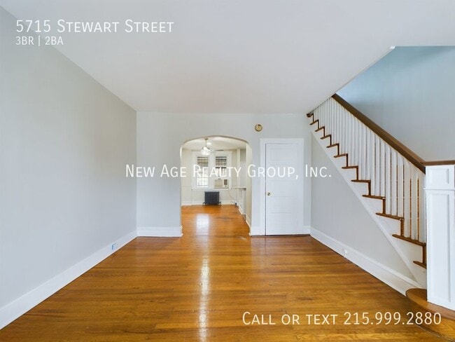 Building Photo - 5715 Stewart St