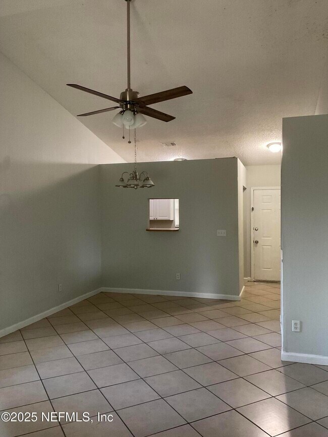 Building Photo - 7627 Indian Lakes Dr