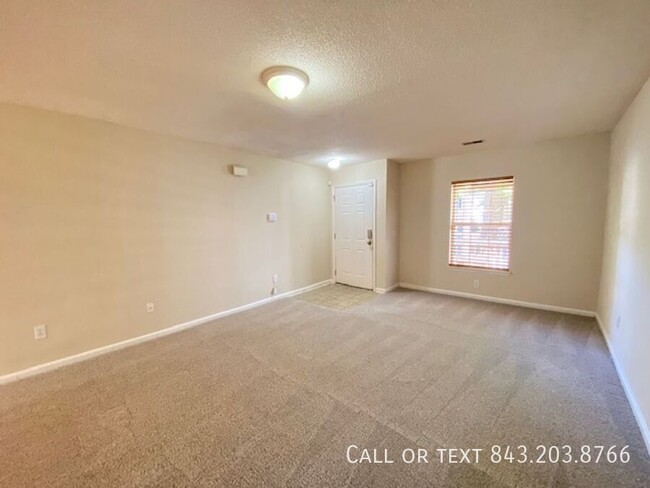 Building Photo - 8731 Hayden Glenn Dr