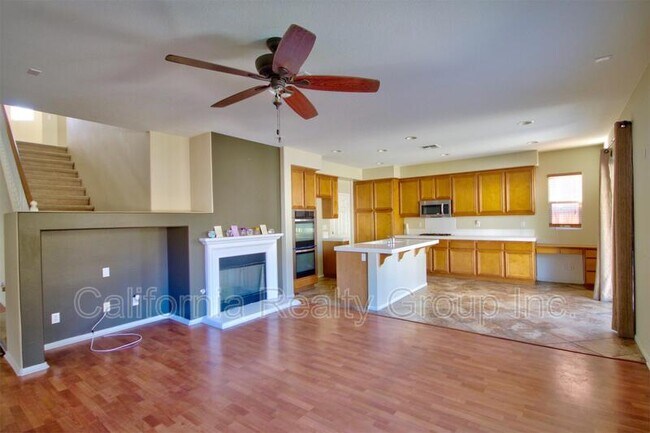 Building Photo - 37245 La Lune Ave