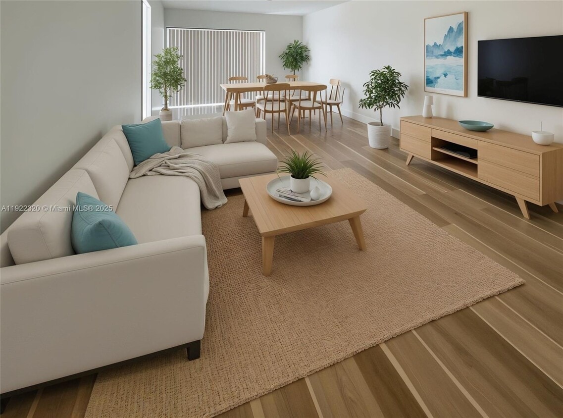 Foto principal - 8700 N Sherman Cir