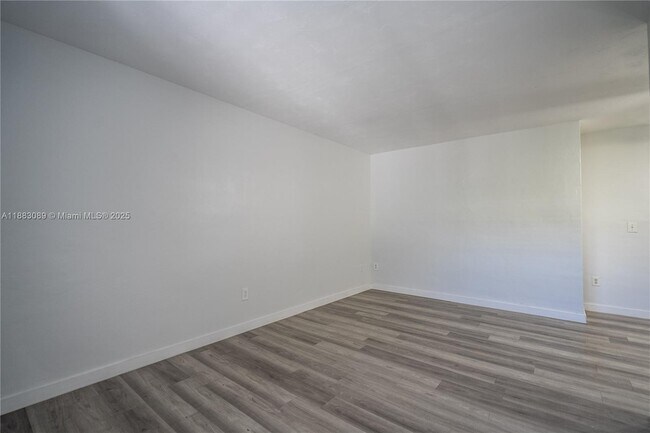 Building Photo - 1190 71st St