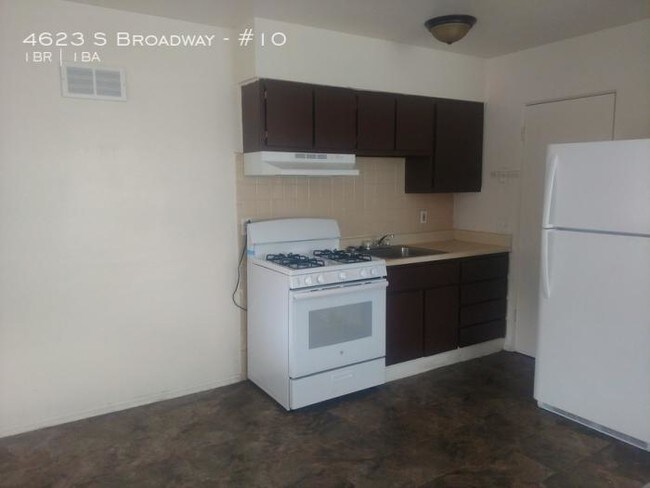Building Photo - 1 bedroom in St Louis MO 63111