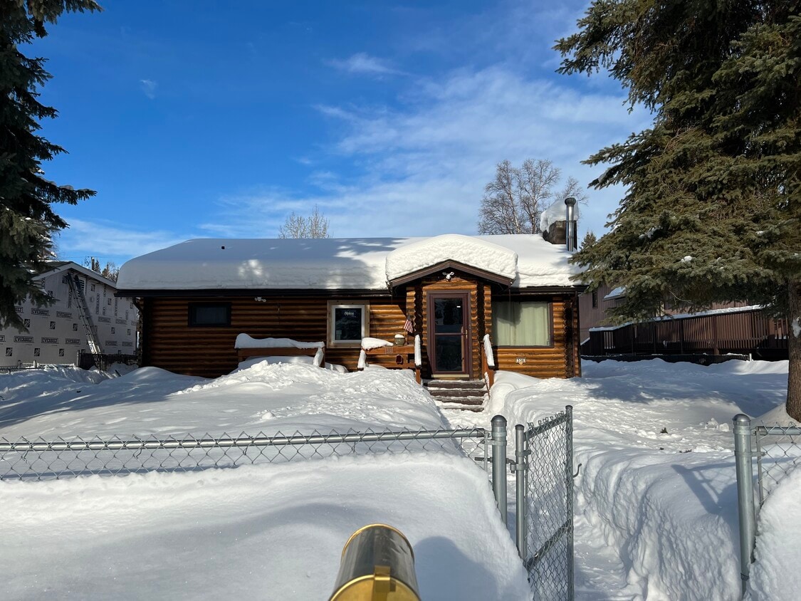 536 Glacier Ave, Fairbanks, AK 99701 House Rental in Fairbanks, AK