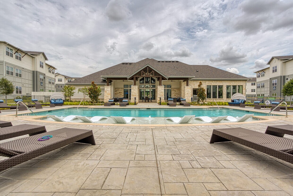 Allora Apartments in TX