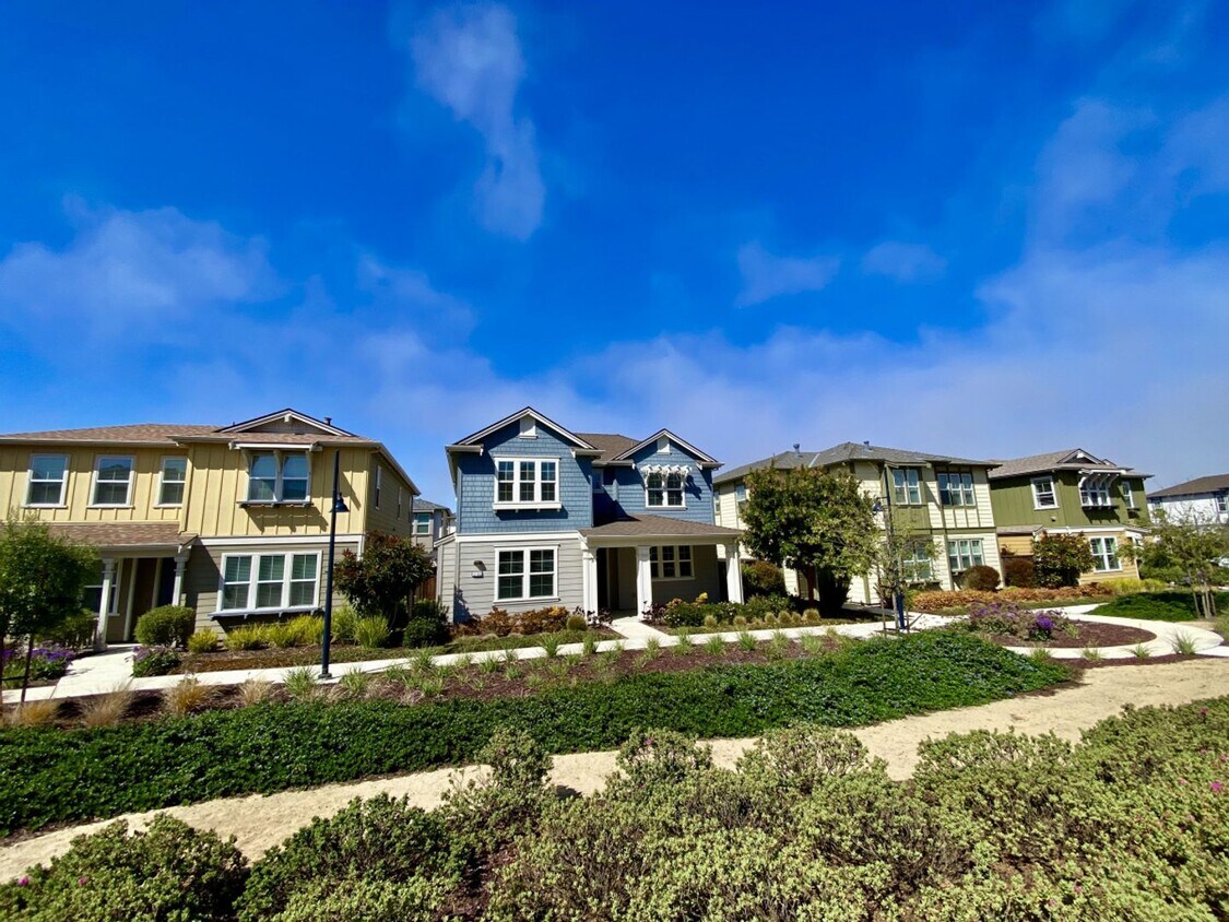 Foto principal - Beautiful Marina Home!