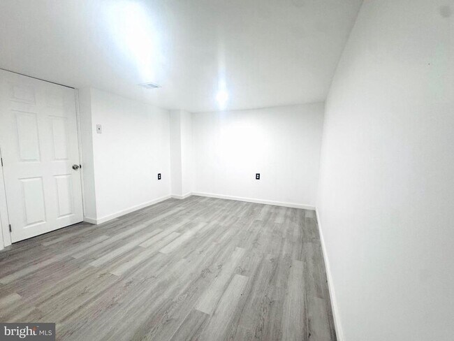 Foto del edificio - 3506 56th Pl