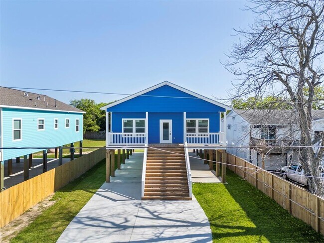 Foto del edificio - 4620 N Railroad Ave