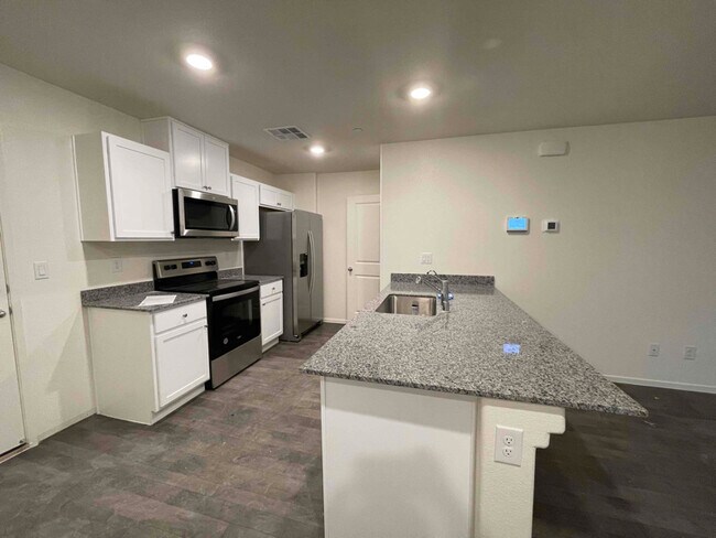 Building Photo - 1129 Ruby Sparrow Street