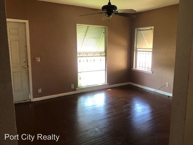 Building Photo - 2 br, 1 bath House - 3310 Midway