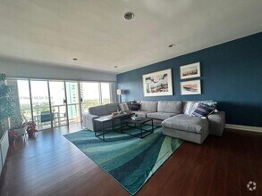 Building Photo - 2451 Brickell Ave