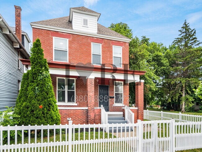 Foto del edificio - 806 Sullivant Ave