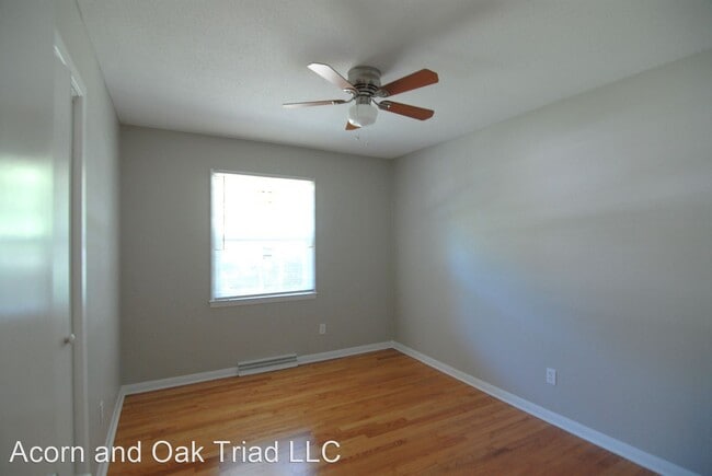 Building Photo - 3 br, 2 bath House - 2320 N Centennial Ave