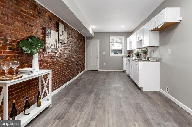 Foto del edificio - 415 N Bradford St