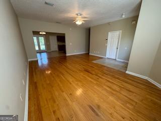 Building Photo - 205 Royal Palms Ave
