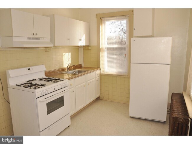 Foto del edificio - 80 Norman Ave