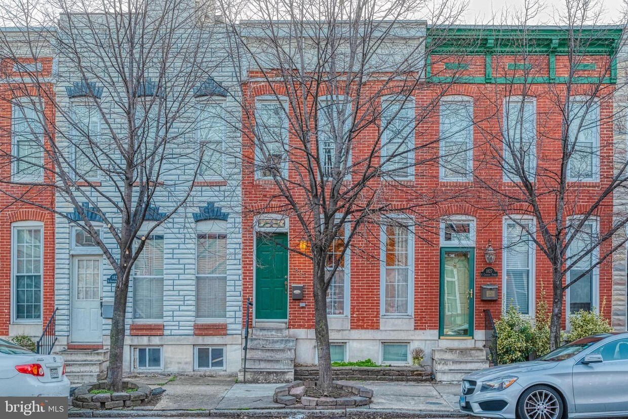 Primary Photo - 1825 S Charles St