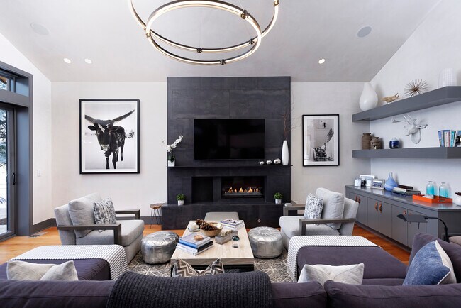 Foto del edificio - 477 Fairway Dr