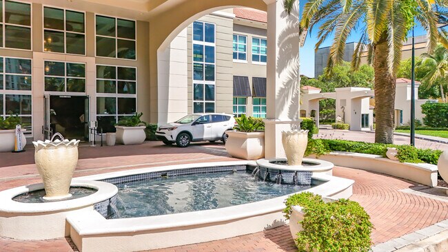 Building Photo - 610 W Las Olas Blvd