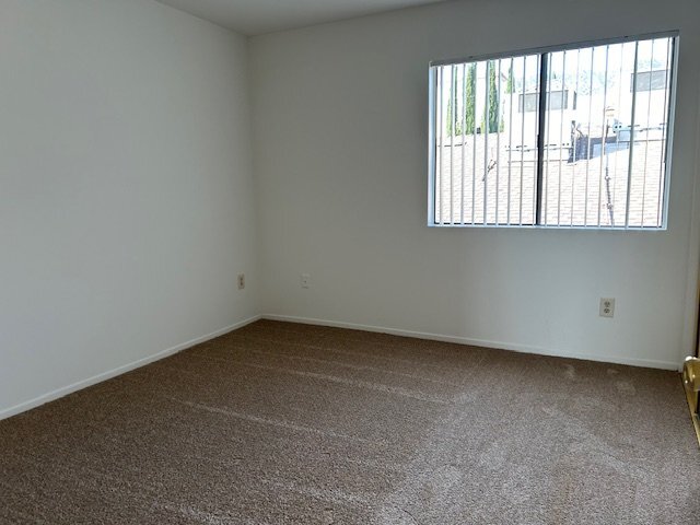 Foto del edificio - 623 E Cypress Ave