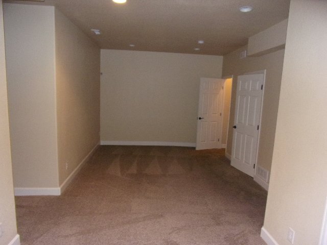 Building Photo - Dancing Willows - 2 Bedroom, 2 Bathroom Condo (11LO#101)