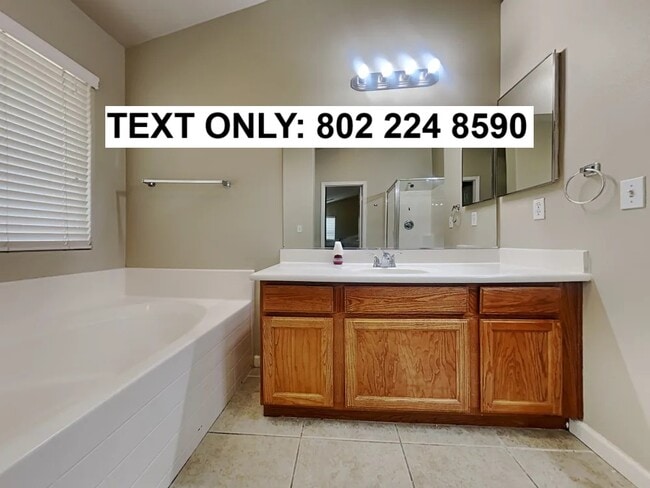 Building Photo - 24535 Skyland Dr