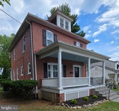 Building Photo - 120 W Whitlock Ave