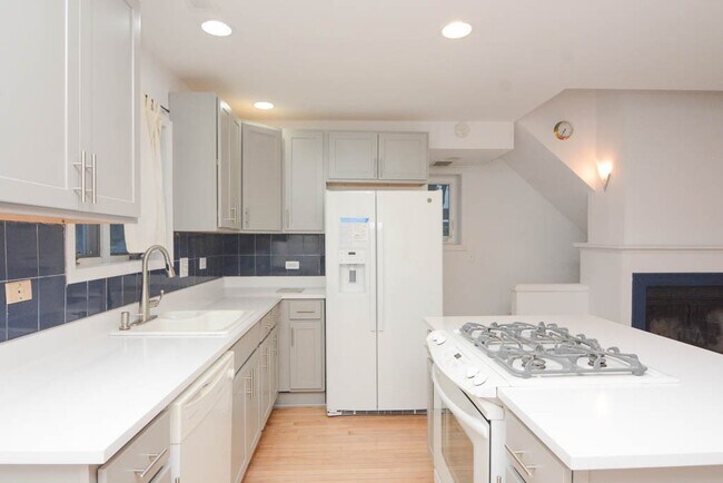 Foto del edificio - 849 W Fletcher St