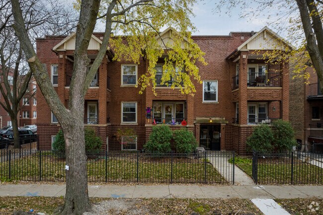 Foto del edificio - 2453-2459 W Sunnyside Ave