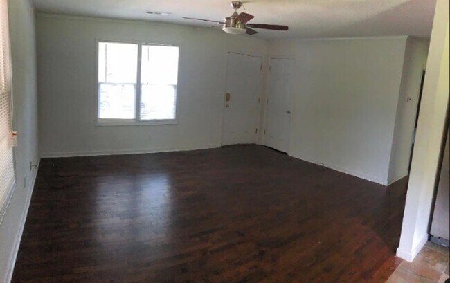 Foto del edificio - 1246 S Ellis Avenue Fayetteville - Cozy 2-...
