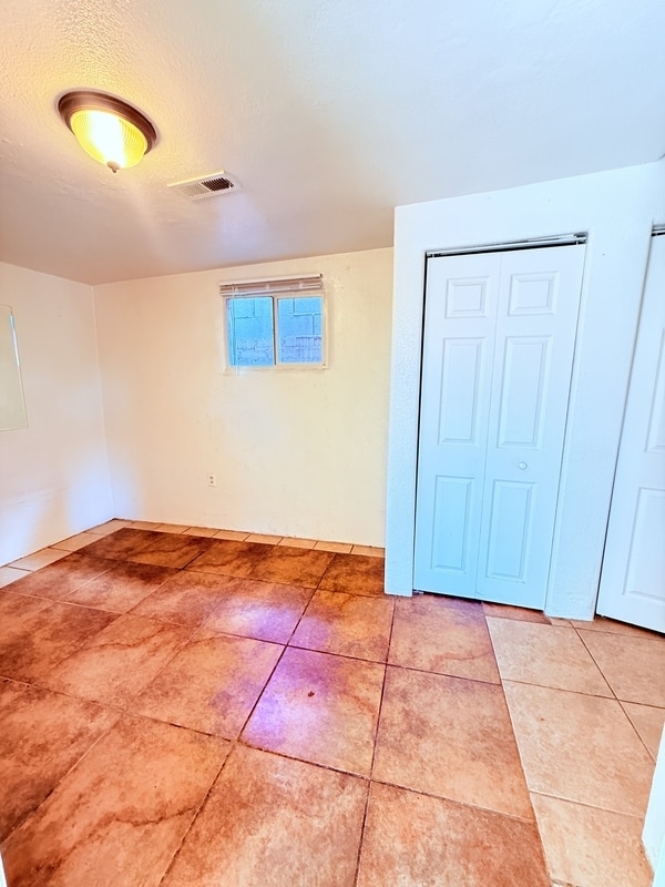 Building Photo - 208 W Ventura St