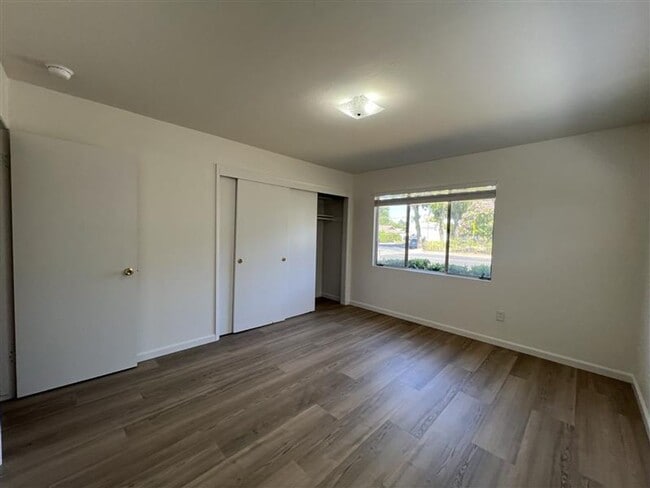 Building Photo - Lovely Historic Folsom 2 Bedroom Home on Corner Lot