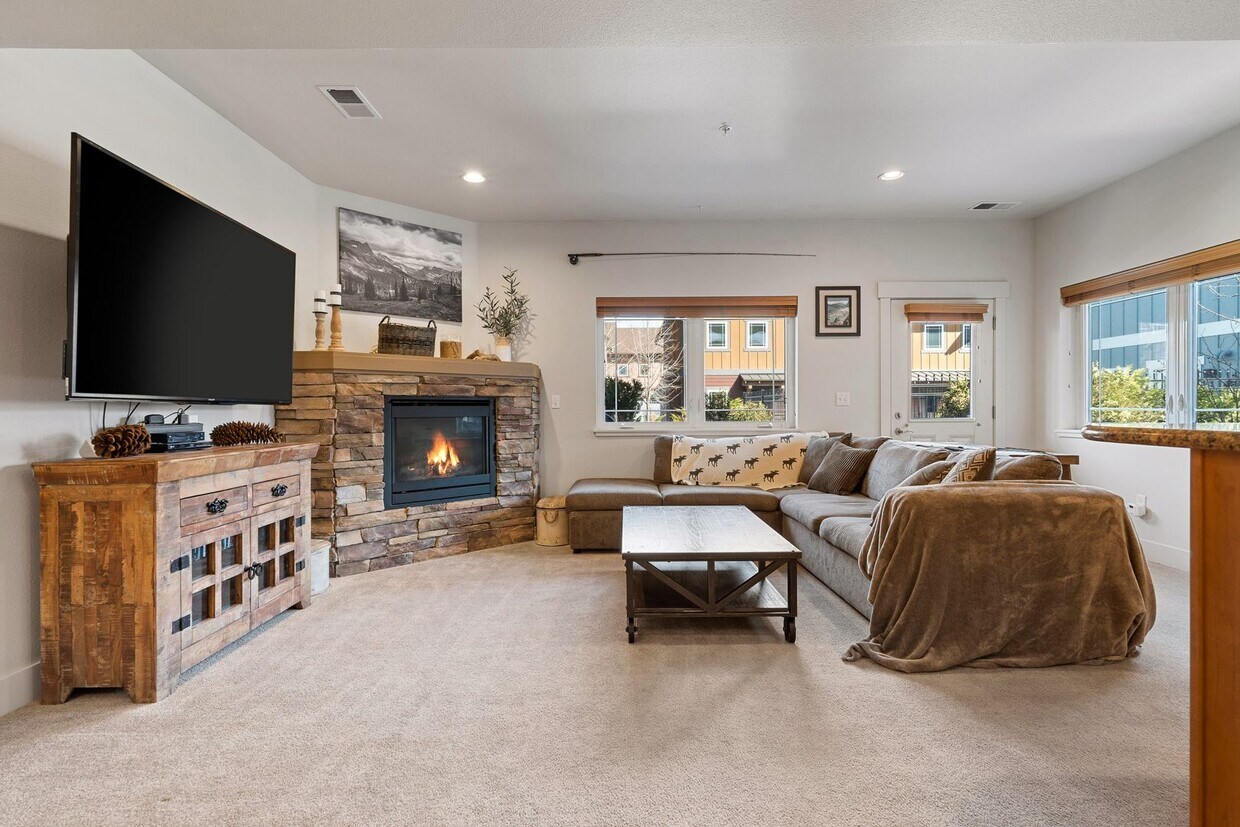 Great Looking Centrally Located Whitefish Condo for Rent in