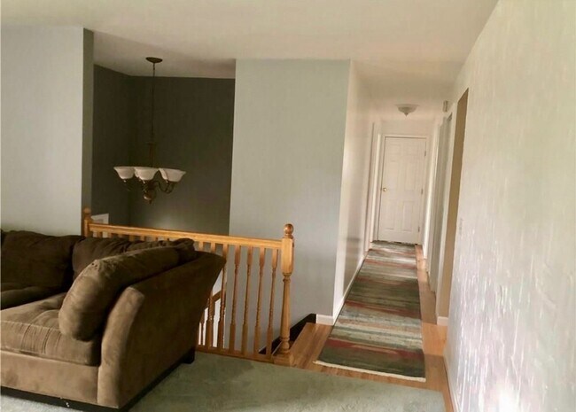 Foto del edificio - 7776 Thompson Rd