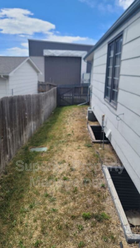 Foto del edificio - 2619 Sagebrush Ave