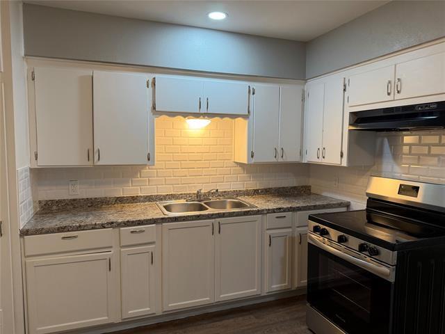 Foto del edificio - 2511 Normont Cir