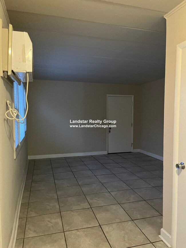 3820 25th Ave Unit 5B, Schiller Park, IL 60176 Condo for Rent in