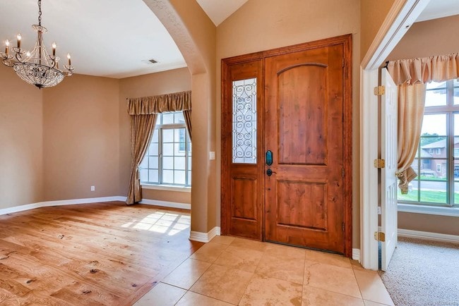 Building Photo - 6350 Mountain View Dr