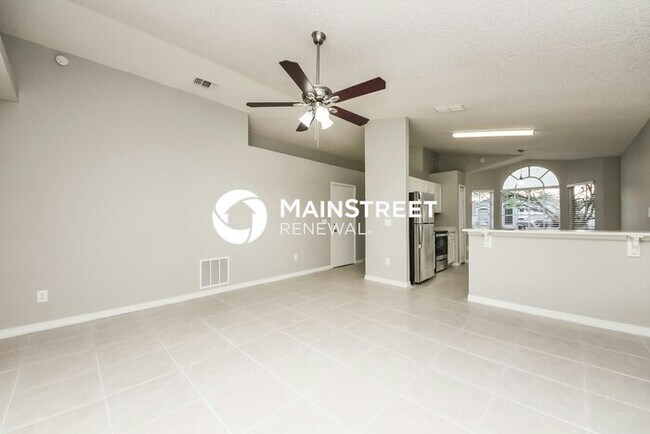 Foto del edificio - 7167 Edgewater Shores Ct