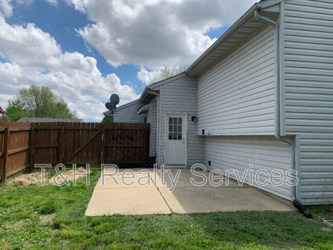 Building Photo - 7448 Glensford Dr