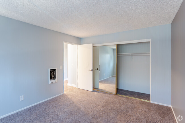 1 HAB, 1 BA - 736 ft² - Buena Capri Apartments