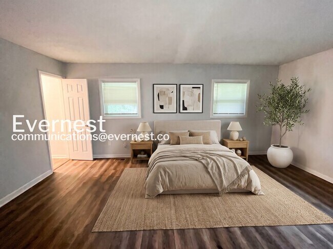 Foto del edificio - 4435 Lincolndale Dr