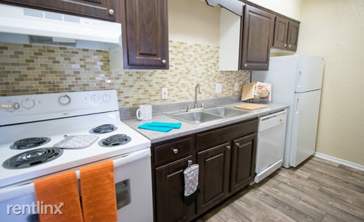 Building Photo - 2 br, 1 bath Apartment - 2004 Taxco Rd # 1 1