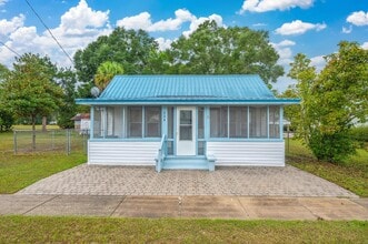 Building Photo - 346 Crescent Dr