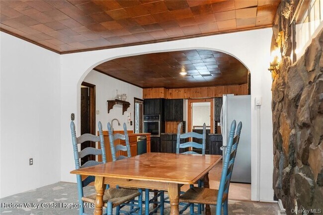 Building Photo - 378 Broadway