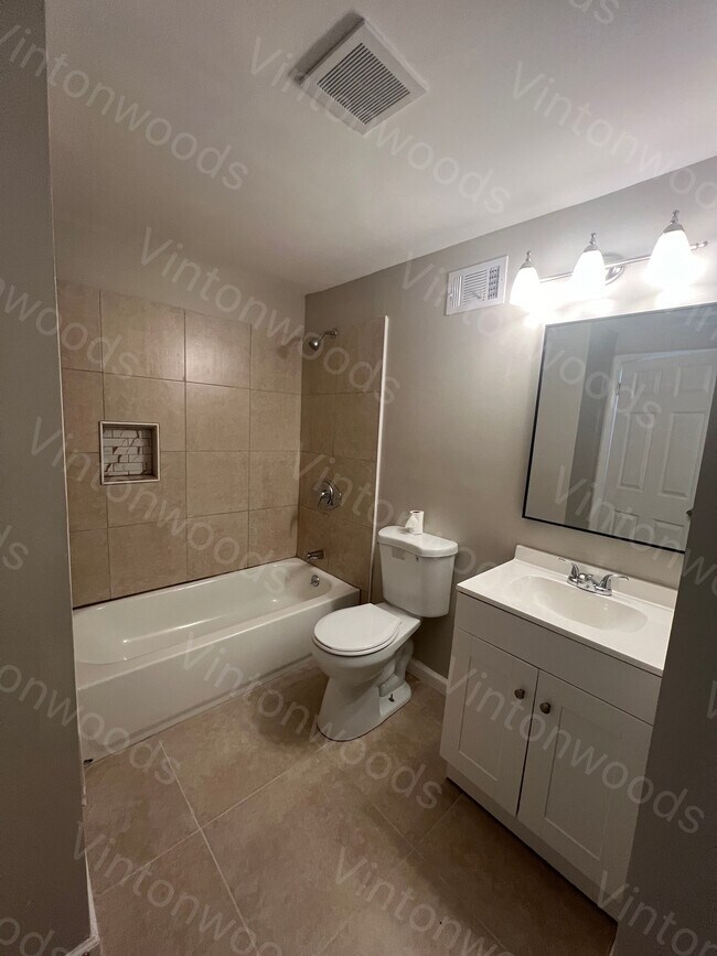 964 Vinton Woods Dr, Forest Park, GA 30297 House Rental in Forest