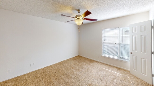 Interior Photo - Altamira Place Apartment Homes