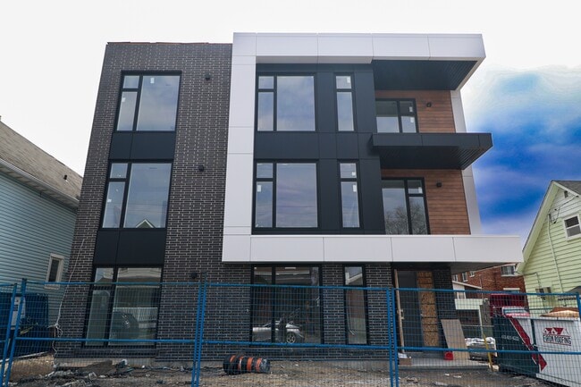 Building Photo - 174 Ethel St